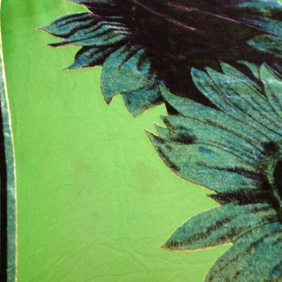 Stunning Aris A Silk Velvet Sunflowers Blue Green Tassel Edge Square Wrap Scarf - Picture 10 of 16